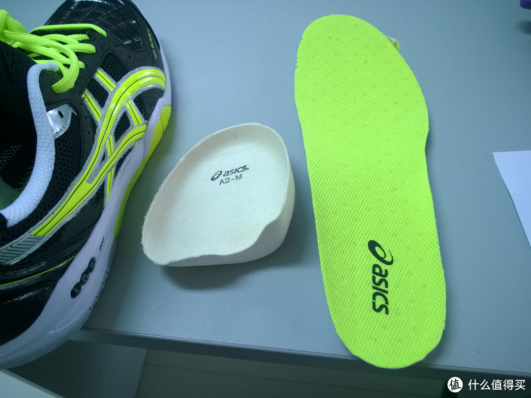 中亚入手 asics 亚瑟士 GEL-BLADE 4 R305N 男款羽毛球鞋，顺便晒薰风KH-31