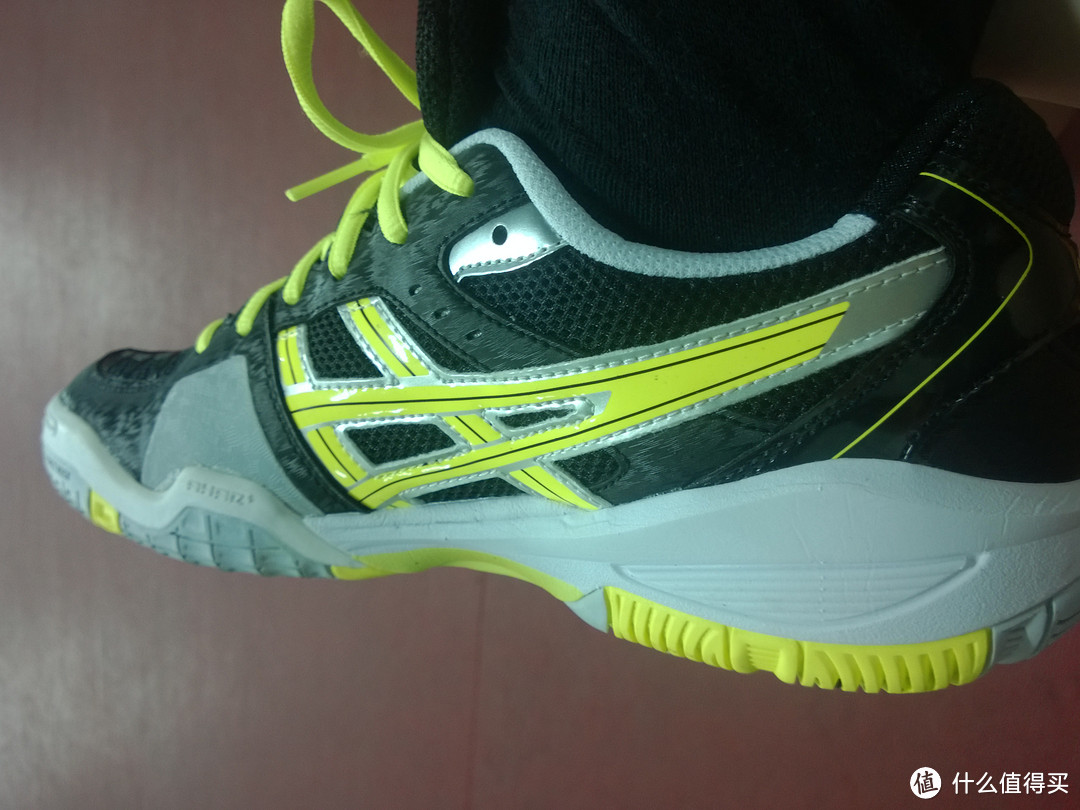 中亚入手 asics 亚瑟士 GEL-BLADE 4 R305N 男款羽毛球鞋，顺便晒薰风KH-31