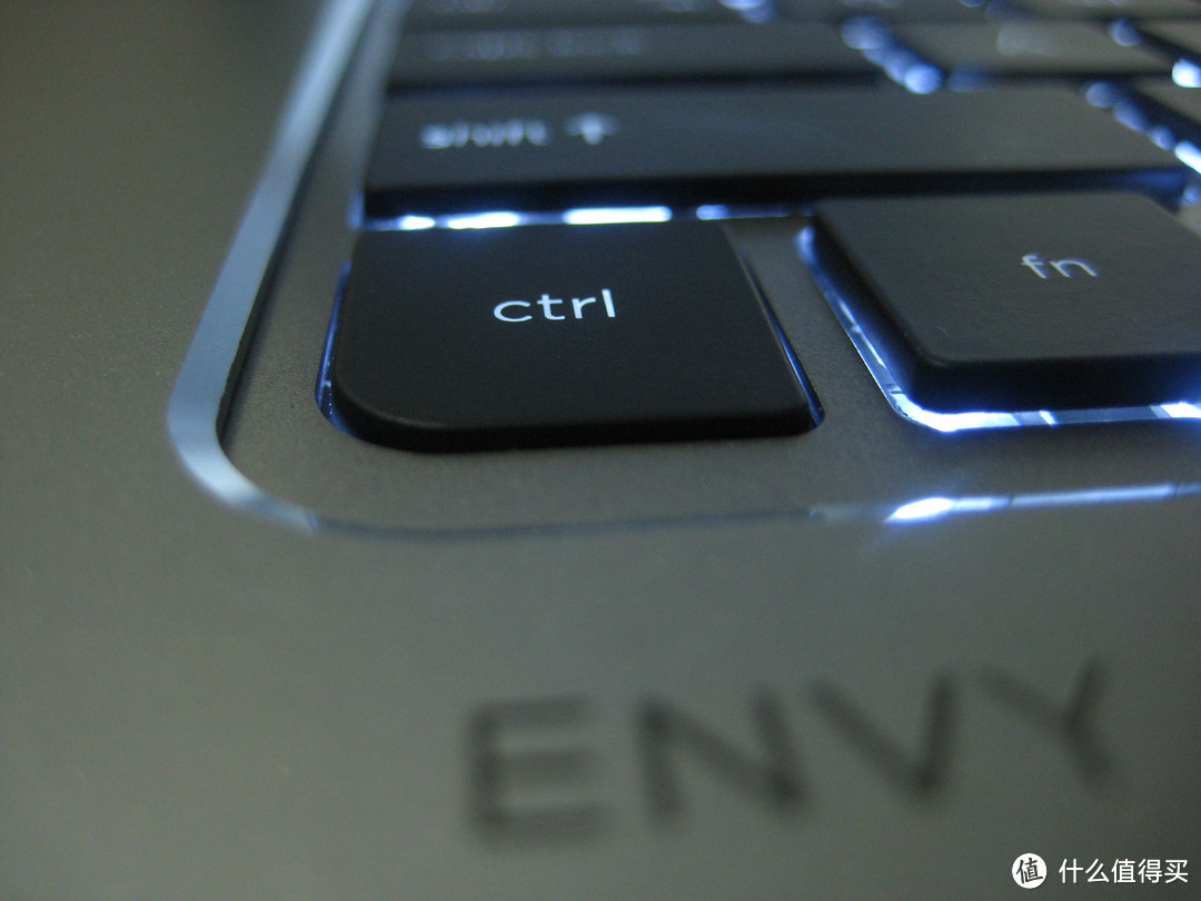 请对“官翻”做好心理准备：HP 惠普 ENVY M7-J020DX 17.3寸触控笔记本