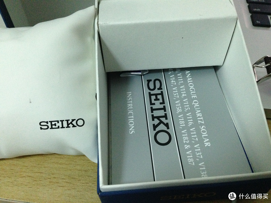 SEIKO 精工 SNE056 Solar 男士太阳能腕表 — 文艺土豪金