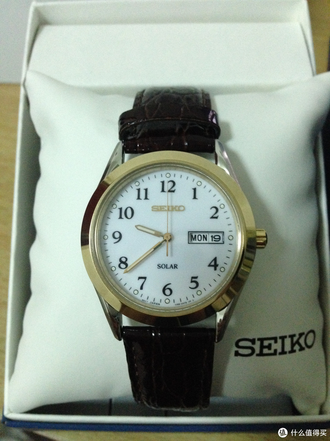 SEIKO 精工 SNE056 Solar 男士太阳能腕表 — 文艺土豪金