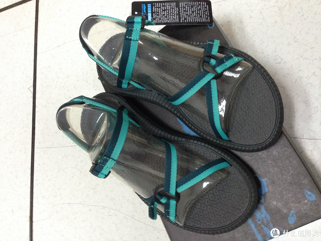 Teva Bomber 情侣款运动凉鞋 —  要清凉更要轻巧