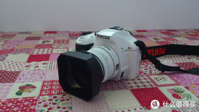 PENTAX 宾得 DA35mm F2.4 AL 定焦镜头  白色 — 颜控最爱