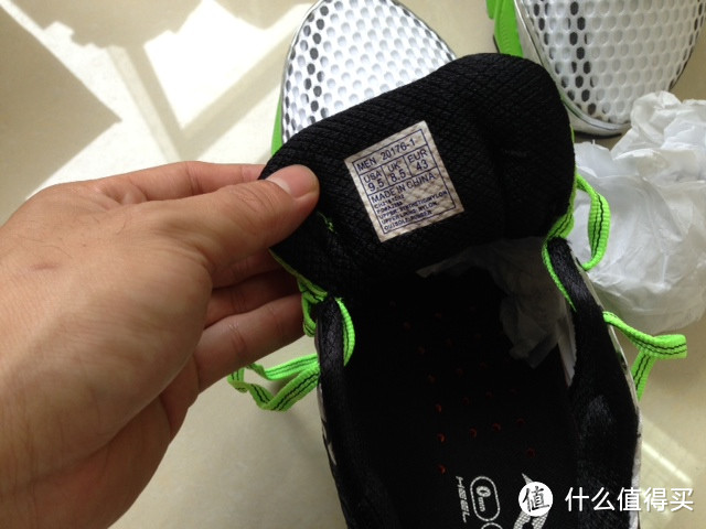 父母的节日礼物：Saucony 索康尼 Triumph 10 男款 *级缓震慢跑鞋 & ASICS 亚瑟士 GT-2000 女款跑鞋