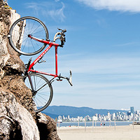 自行车专用停放工具CLUG 让自行车稳稳站起来
