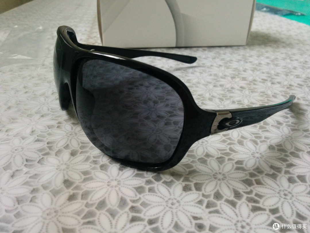 悲剧的 Oakley 欧克利 Underspin 女款太阳镜