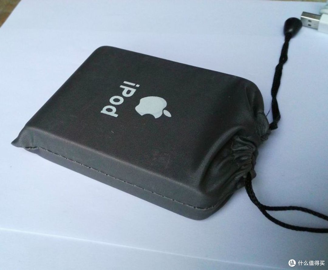 PISEN 品胜 易充四代 10000mAh 移动电源 开箱简评
