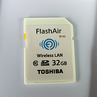 TOSHIBA 东芝 FlashAir 无线局域网嵌入式WiFi存储卡 & Transcend 创见 JetFlash 770 USB3.0 高速U盘