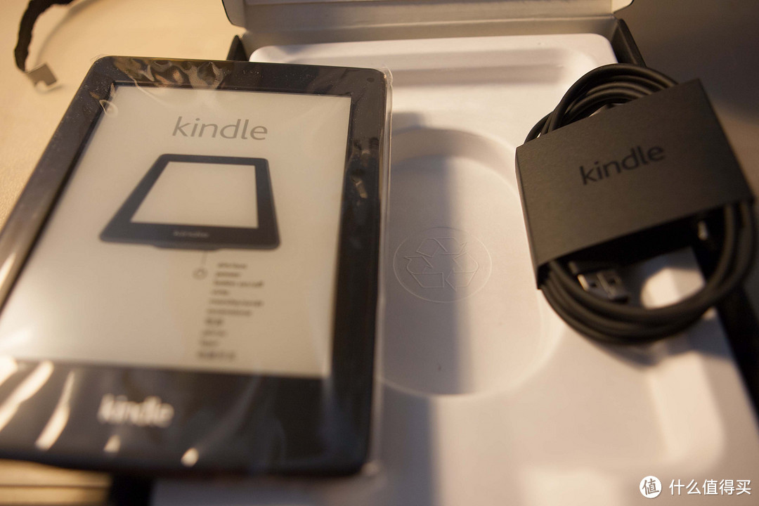 Kindle PaperWhite 2  电子书阅读器 & 雷麦保护套 — 单反穷三代，Kindle富一生