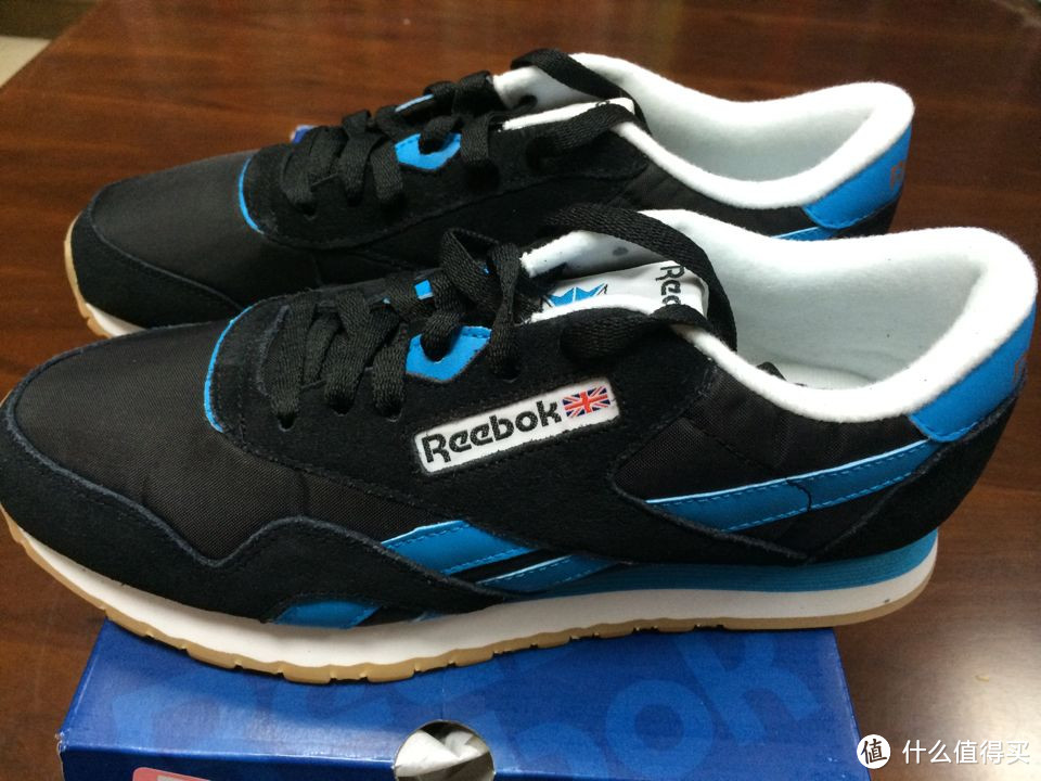 Reebok复古鞋，专柜看了下688