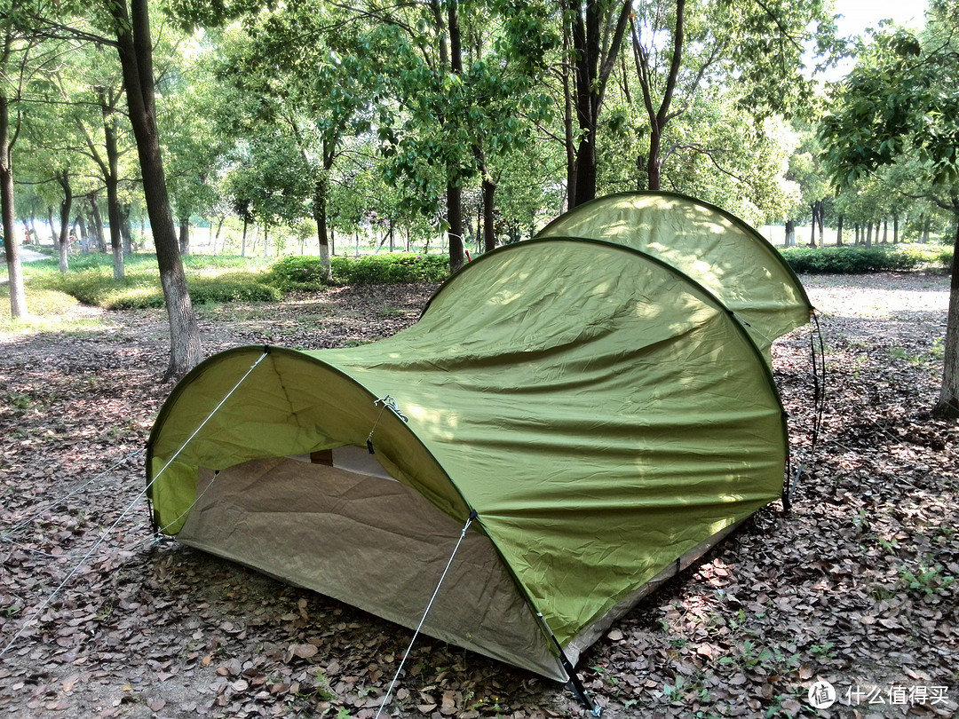 【家有萌宝】Quechua T4 露营家庭基地帐篷 & Ulecamp 悠乐朋 UTL061 户外折叠桌椅套装 & INTEX 68950型 绒毛带拉式单人充气床