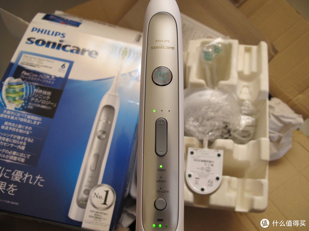 感觉自己前二十年的牙都白刷了！Philips 飞利浦 Sonicare  HX9112/02 致臻护齿型声电动牙刷