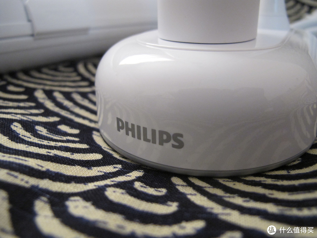 感觉自己前二十年的牙都白刷了！Philips 飞利浦 Sonicare  HX9112/02 致臻护齿型声电动牙刷