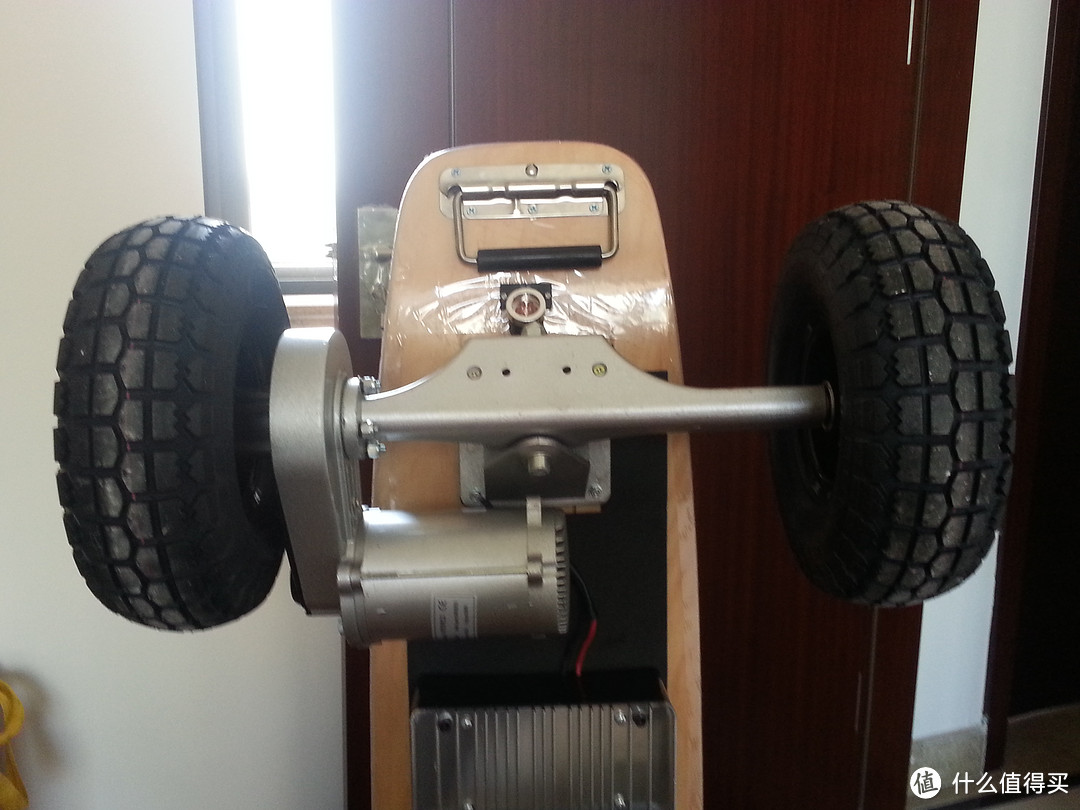 跃马 PM-800 遥控电动滑板车 — 代步神器