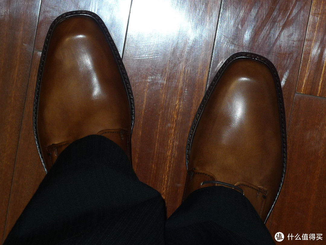 ECCO 爱步 Windsor Plain Toe Tie — 传统优雅的小牛皮正装男鞋