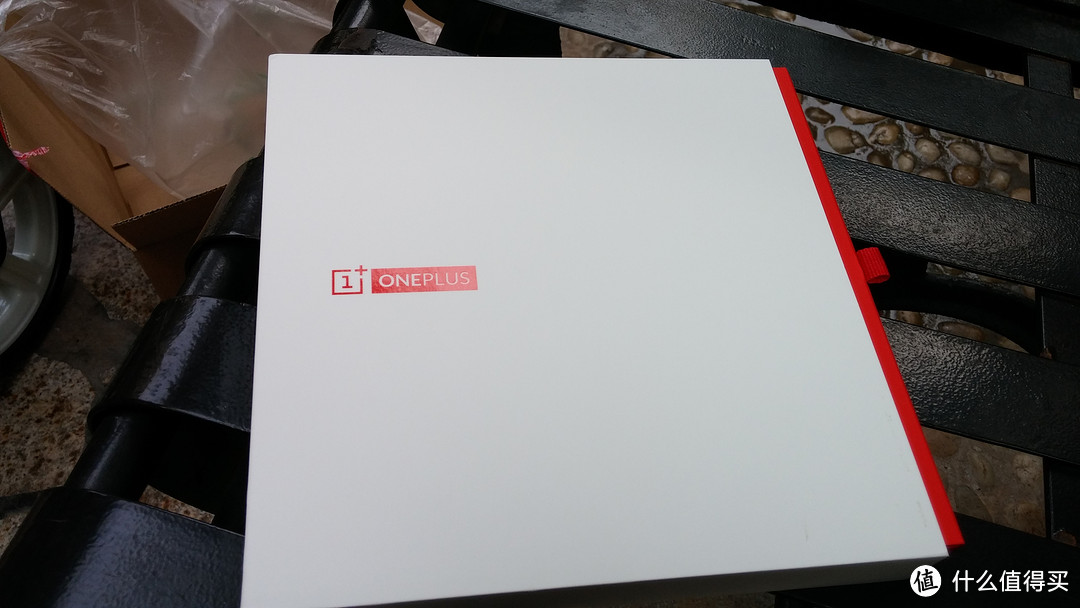 OnePlus 一加 4G智能手机 开箱 — 老顽童的六一礼物