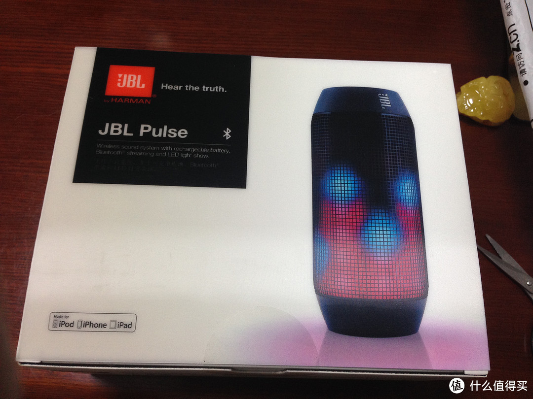 来场趴体吧！JBL PULSE 炫彩360度 LED灯 NFC 便携蓝牙音箱