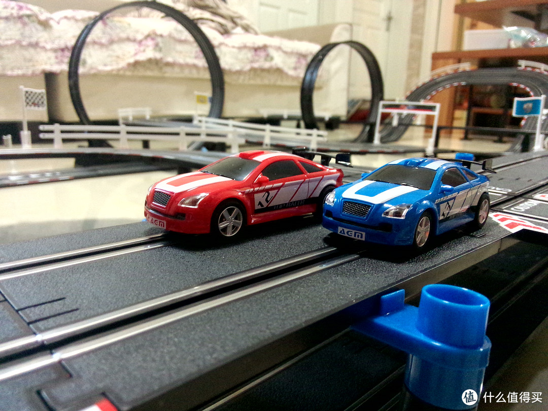 音速风暴 赛车玩具套装 TR-06 — 客厅里的赛车