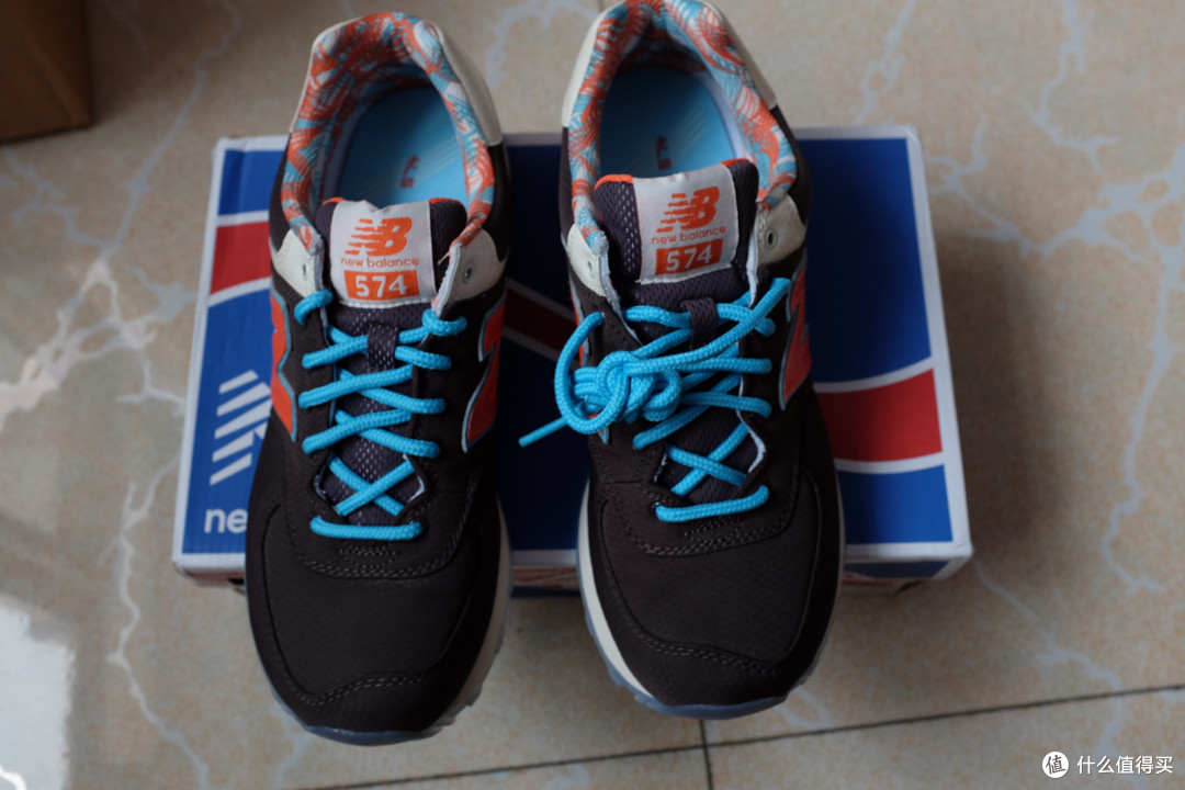 New Balance 新百伦 ML574 男款休闲运动鞋 + ONA 欧纳 Bowery 单肩身影包 — 文艺青年必备