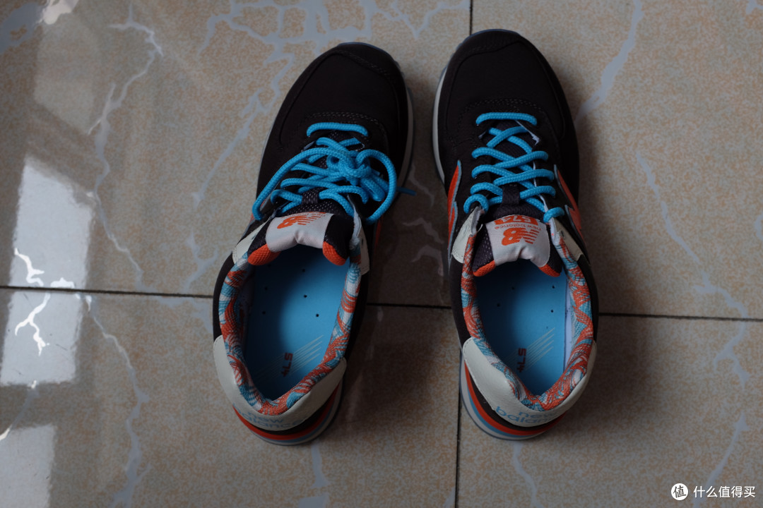 New Balance 新百伦 ML574 男款休闲运动鞋 + ONA 欧纳 Bowery 单肩身影包 — 文艺青年必备