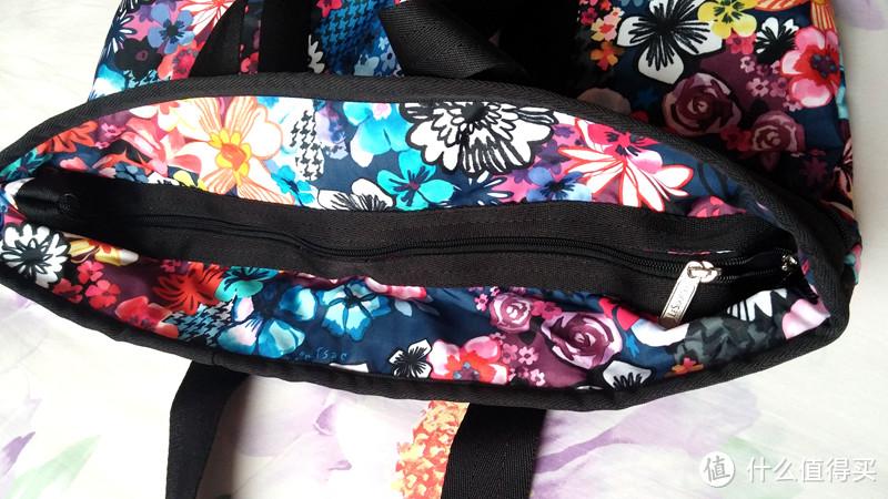 LeSportsac 乐播诗 Medium Travel Tote 中号旅行包+ Deluxe Everday Bag Let's Rock Print 妈咪包