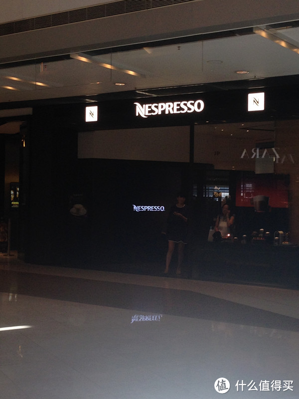 HK背回 Nespresso 胶囊咖啡机