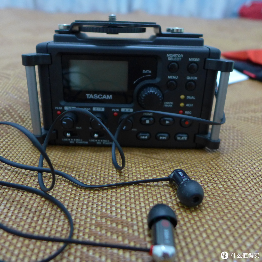 TASCAM DR-60D 线性PCM 单反相机录音设备 — 单反录音神器