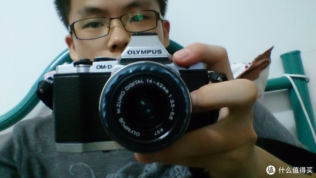 日淘 OLYMPUS 奥林巴斯 OM-D E-M5 银色双镜头套机，渣技术样张