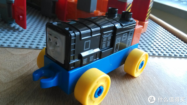 mega bloks 美高 积木拼插玩具 diesell 蒸汽火车狄塞尔 556583 10583