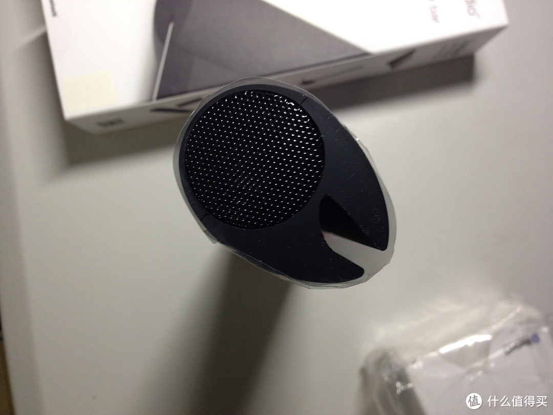 实用兼顾工业美学：Zooka Wireless Speaker 无线音箱