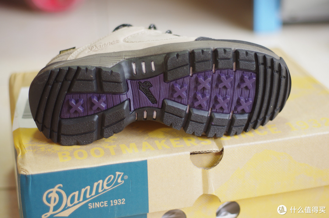 白菜价的 Danner Zigzag Low Gore Tex 女款低帮户外鞋