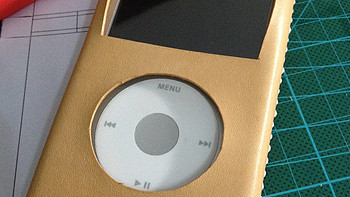 陪伴我半年多的iPod classic 3 音乐播放器 & DIY植鞣革保护套