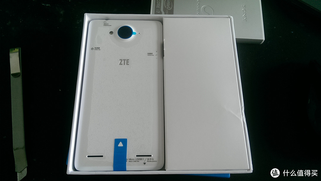 ZTE 中兴 红牛 V5 智能手机 移动能量版 简单体验