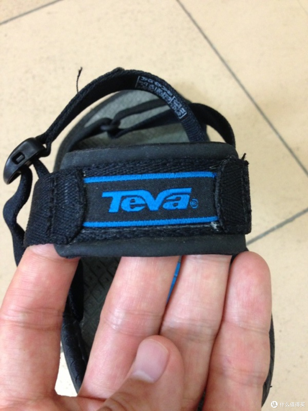 将撞鞋的概率压到最小：海淘Teva Bomber 运动凉鞋