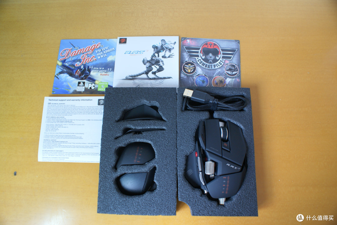 鼠标中的变形金刚:Saitek 赛钛客 美加狮 Mad Catz R.A.T.M 蓝牙4.0鼠标 & 地狱火银煞铝垫