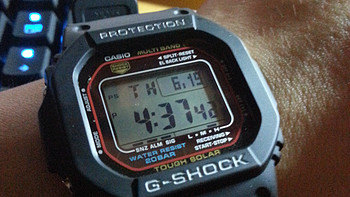 经典电子表：CASIO 卡西欧 G-Shock 男款腕表 GW-M5610-1