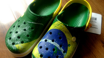 脚上的世界杯：Crocs 卡洛驰 Crocband Brazil Clog Mule 男款洞洞鞋