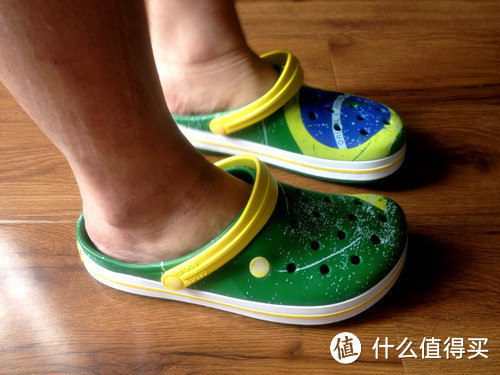 脚上的世界杯：Crocs 卡洛驰 Crocband Brazil Clog Mule 男款洞洞鞋