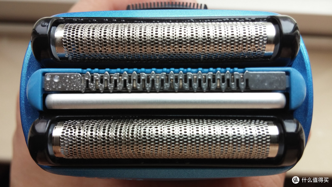属于男人的夏日冰镇感:BRAUN 博朗 Cool Tec CT5CC 冰感电动剃须刀