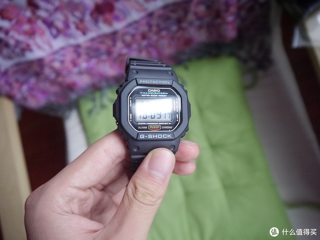 CASIO 卡西欧 G-SHOCK DW5600E-1V 男款经典腕表