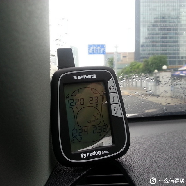 Tyredog TD1000A-X TPMS 无线胎压监测器 1年后的使用反馈