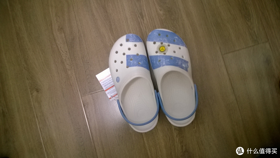 Crocs 卡洛驰 Crocband Argentina Clog Mule 世界杯阿根廷款 洞洞鞋