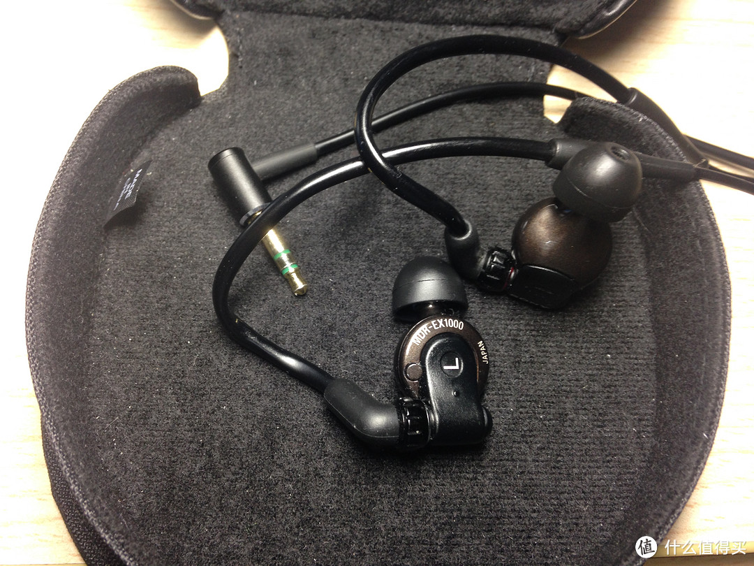 SONY 索尼 MDR-EX1000 入耳式旗舰动圈耳机，另外聊聊MDR-E931LP及天龙C710