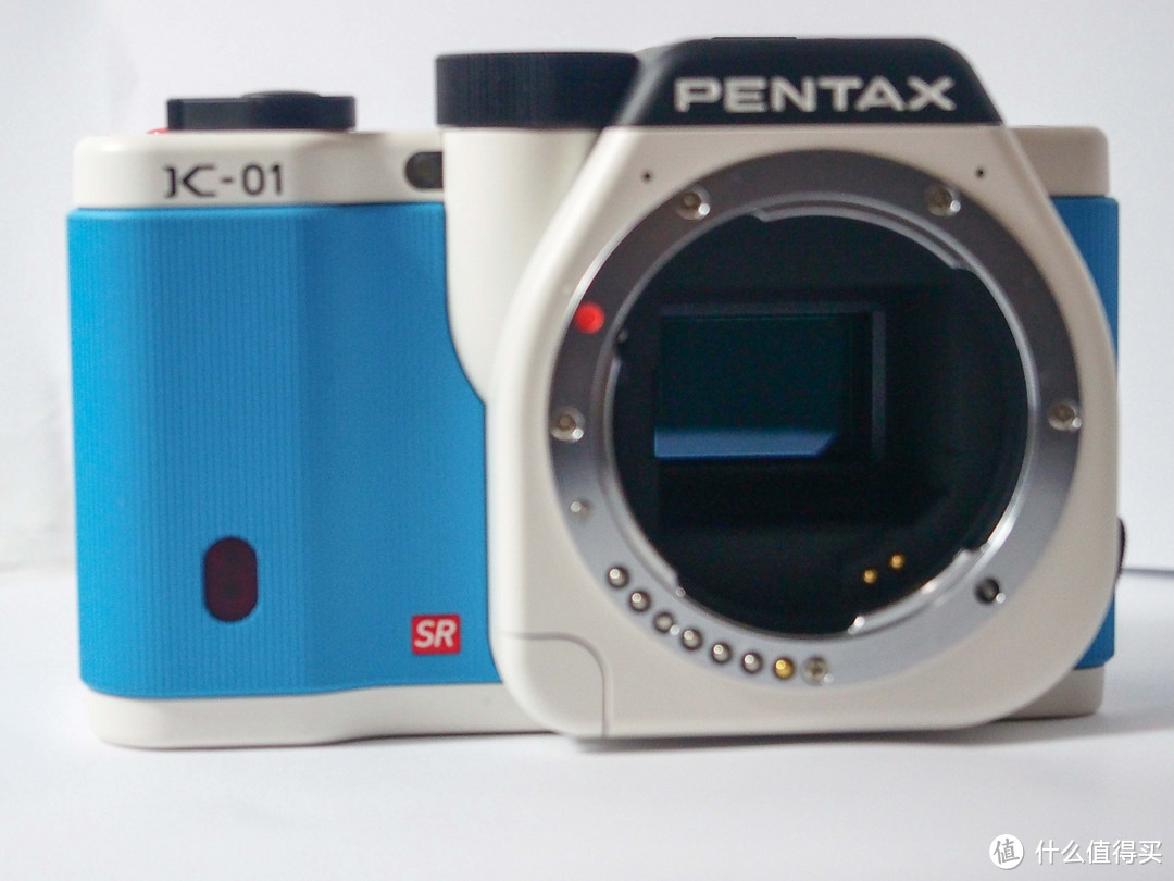 哆啦A梦的蓝：PENTAX 宾得 K-01 微单相机 开箱