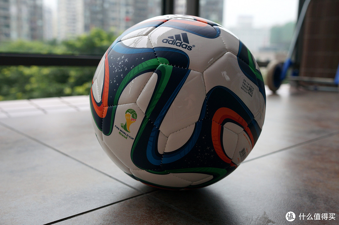 建行全球支付卡福利：巴西世界杯 adidas 阿迪达斯 brazuca 足球