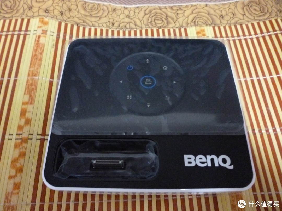 BenQ 明基 GP2 微型投影仪 — Diors看片利器