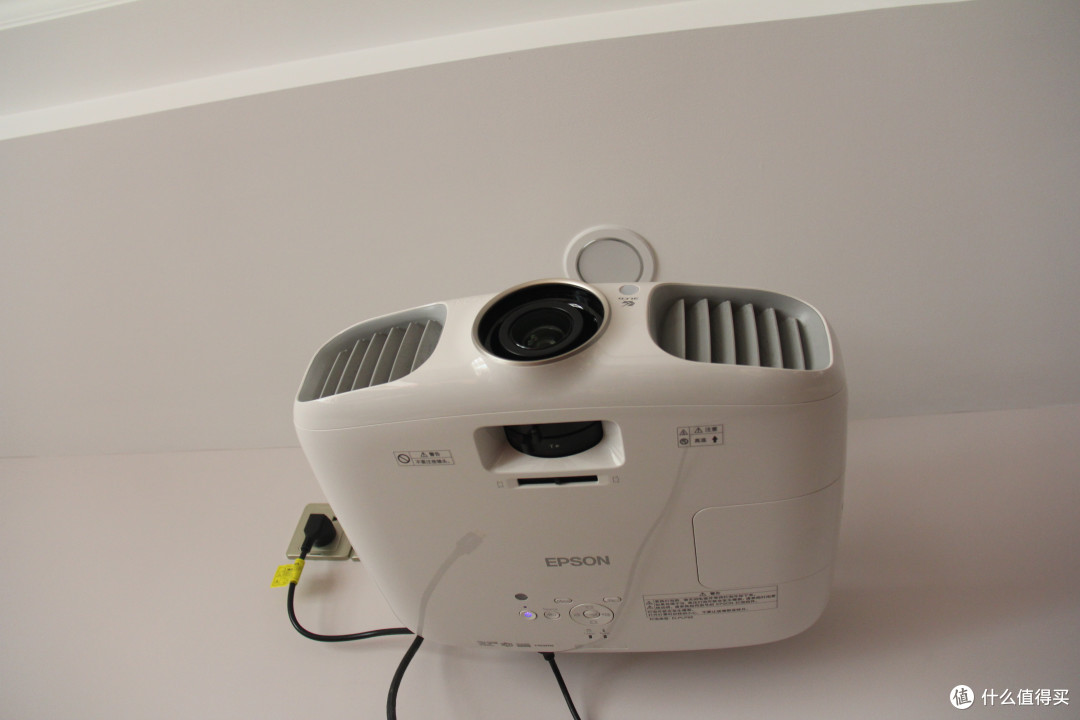 世界杯看球神器:epson 爱普生 eh-tw6510c 3d家用高清投影机