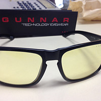 大脸猫的 GUNNAR Intercept 专业电竞 抗疲劳眼镜