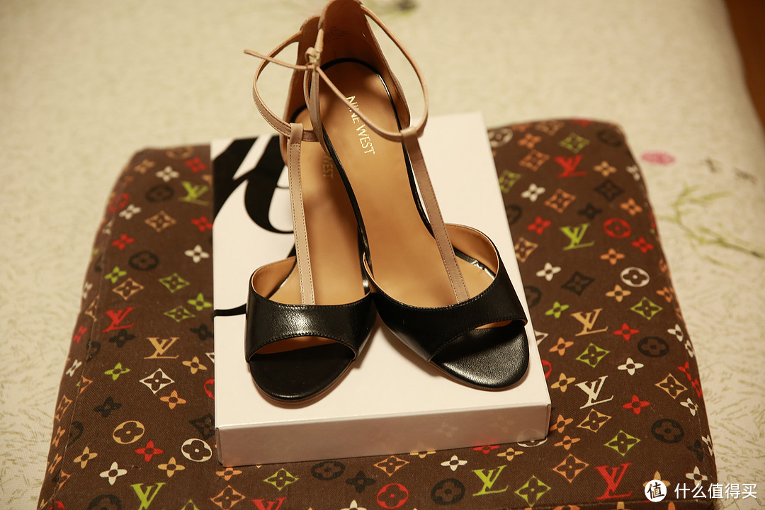 夏已过半，鞋来迟：Nine West 玖熙 美国官网 海淘 ISICLIA POINTY TOE SLINGBACK、GAGET T-STRAP 女鞋