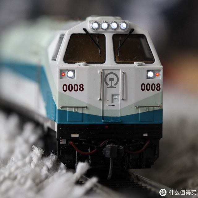 纪念青春的旅行：BACHMANN 百万城 NJ2 0008 内燃机车模型